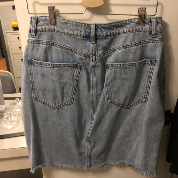 Jean skirt - Picture 2 of 3